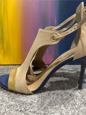 Raphaella Booz Leather Heels - Designer-Inspired Silhouette - Size 9B/38